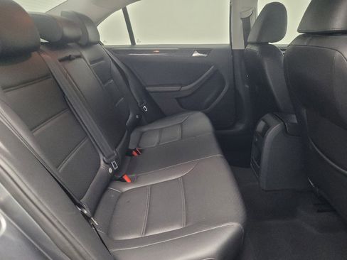 Used 2017 Volkswagen Jetta SEL FWD image 19