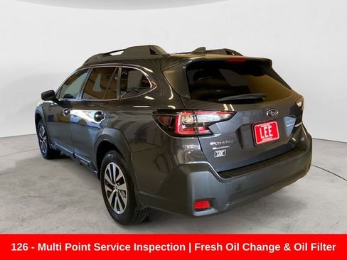 Used 2024 Subaru Outback Premium image 3