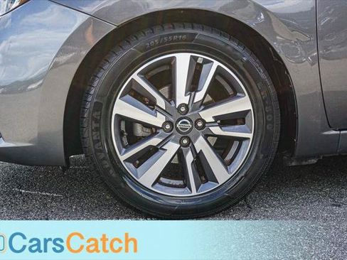 Used 2020 Nissan Versa S FWD image 16