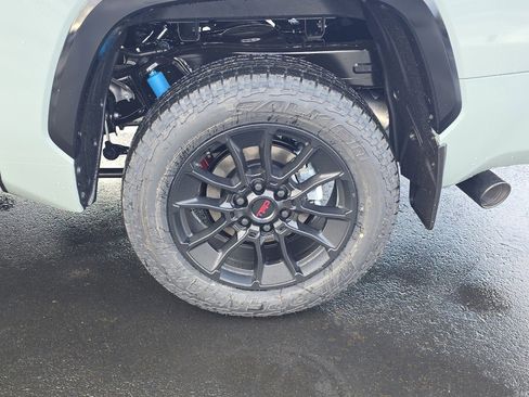 New 2026 Toyota Tundra Platinum image 10