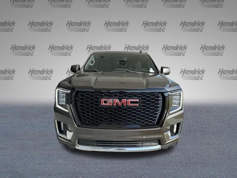 Used 2021 GMC Yukon SLT AWD/4WD image 3