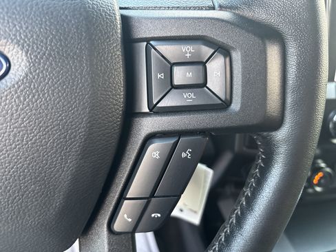 Used 2019 Ford F150 XLT w/ Equipment Group 302A Luxury AWD/4WD image 16