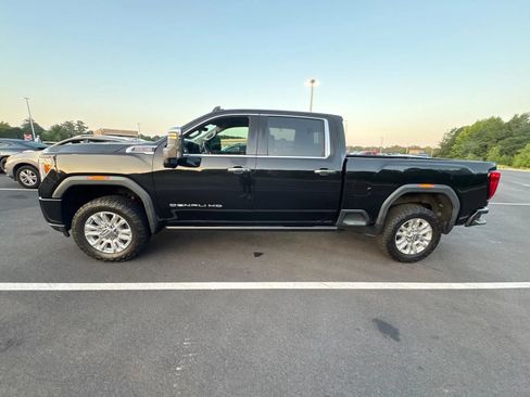 Used 2022 GMC Sierra 2500 Denali w/ Denali Ultimate Package AWD/4WD image 4