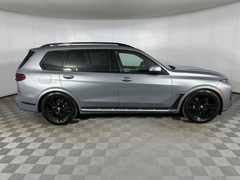 Certified 2025 BMW X7 xDrive40i w/ Executive Package AWD/4WD image 32