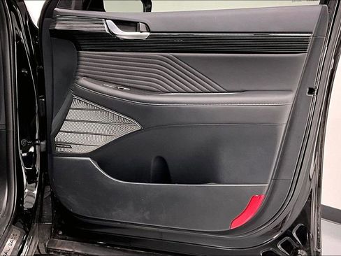 Used 2025 Hyundai Palisade Calligraphy image 23