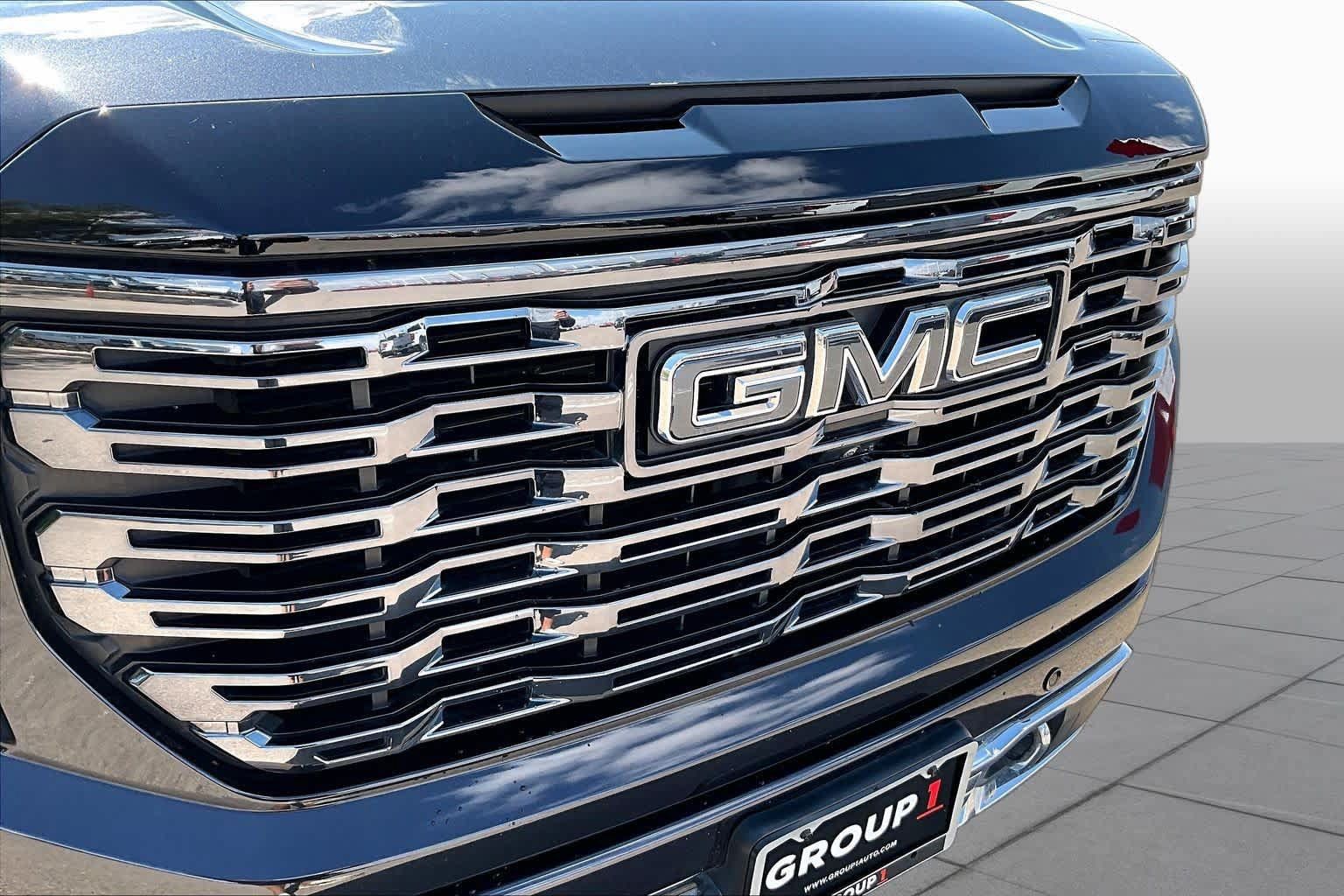 Used 2023 GMC Sierra 1500 Denali Ultimate AWD/4WD image 30