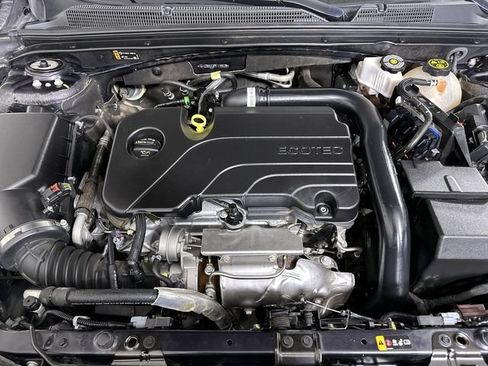Used 2023 Chevrolet Malibu LT FWD image 31
