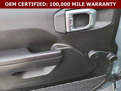Used 2024 Jeep Wrangler Sport AWD/4WD image 21