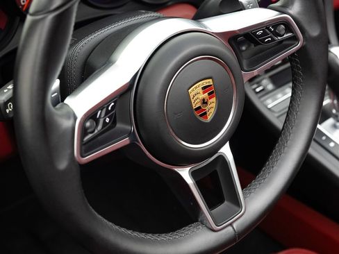 Used 2018 Porsche 911 Targa 4S AWD/4WD image 24
