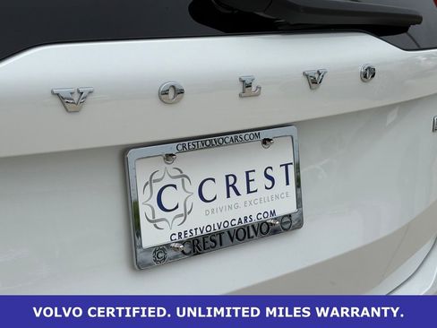 Certified 2024 Volvo XC90 B6 Plus AWD/4WD image 8