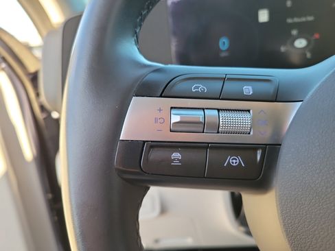 Certified 2024 Hyundai Kona SEL image 7