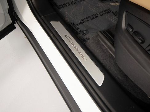 New 2026 Porsche Cayenne image 13