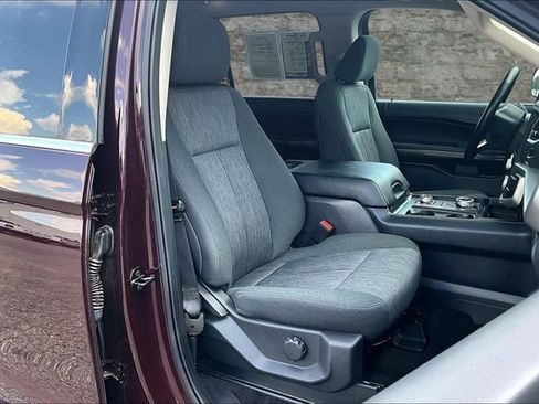 Used 2023 Ford Expedition XLT AWD/4WD image 29