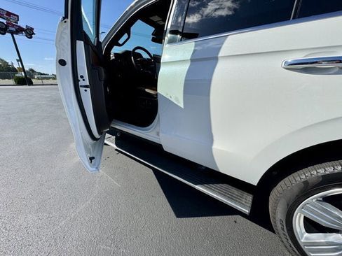 Used 2024 Ford Expedition King Ranch image 9