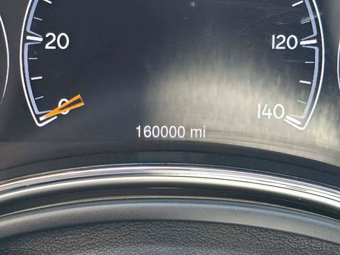 Used 2015 Jeep Grand Cherokee Altitude AWD/4WD image 22