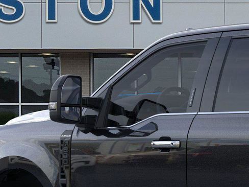 New 2026 Ford F250 Platinum image 20