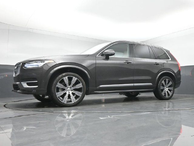 Used 2024 Volvo XC90 B6 Plus w/ Protection Package Premier AWD/4WD image 13