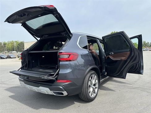 Used 2019 BMW X5 xDrive40i w/ Premium Package 2 image 17