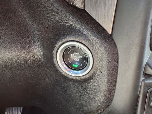 Used 2020 GMC Sierra 2500 Denali w/ Technology Package image 16