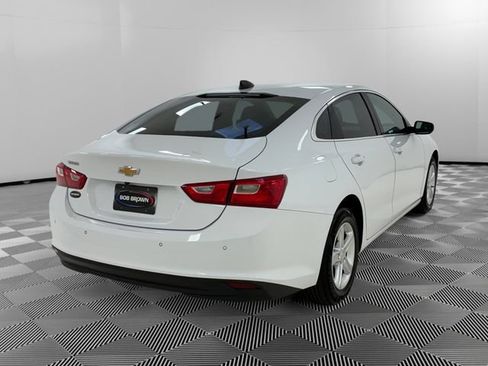 Certified 2022 Chevrolet Malibu LS w/ Driver Confidence Package II FWD image 5