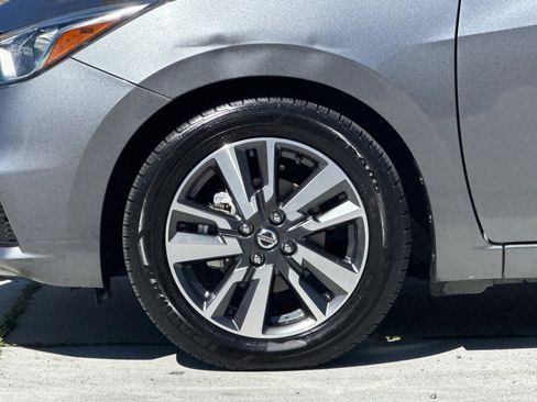 Used 2022 Nissan Versa SV image 25