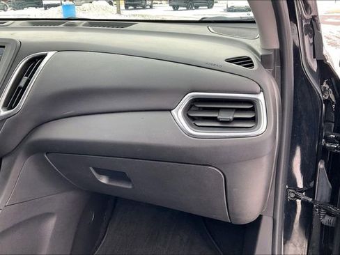 Used 2024 Chevrolet Equinox LT image 17