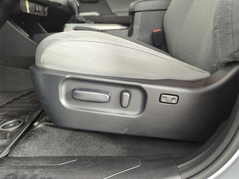 Used 2021 Toyota Tacoma SR5 image 13