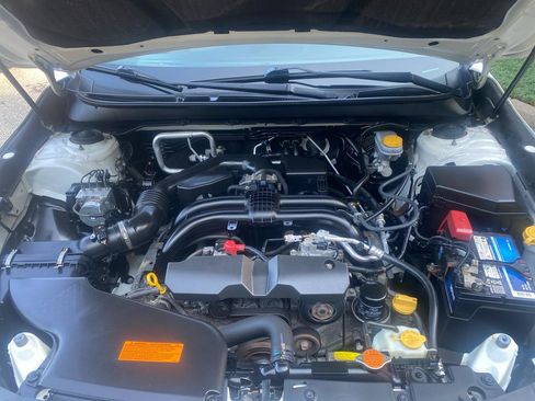 Used 2017 Subaru Outback 2.5i AWD/4WD image 35