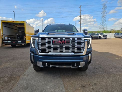 New 2026 GMC Sierra 2500 Denali image 9