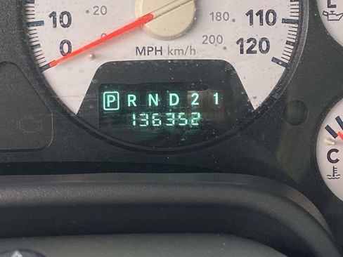 Used 2006 Dodge Ram 1500 Truck SLT image 21