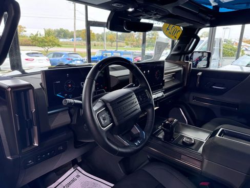 Used 2024 GMC Hummer EV 2X w/ LPO, Illumination Package image 50
