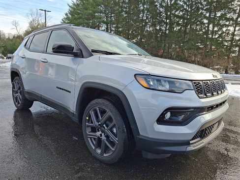 New 2026 Jeep Compass Limited image 2
