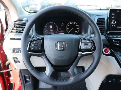 Certified 2026 Honda Odyssey Elite image 35