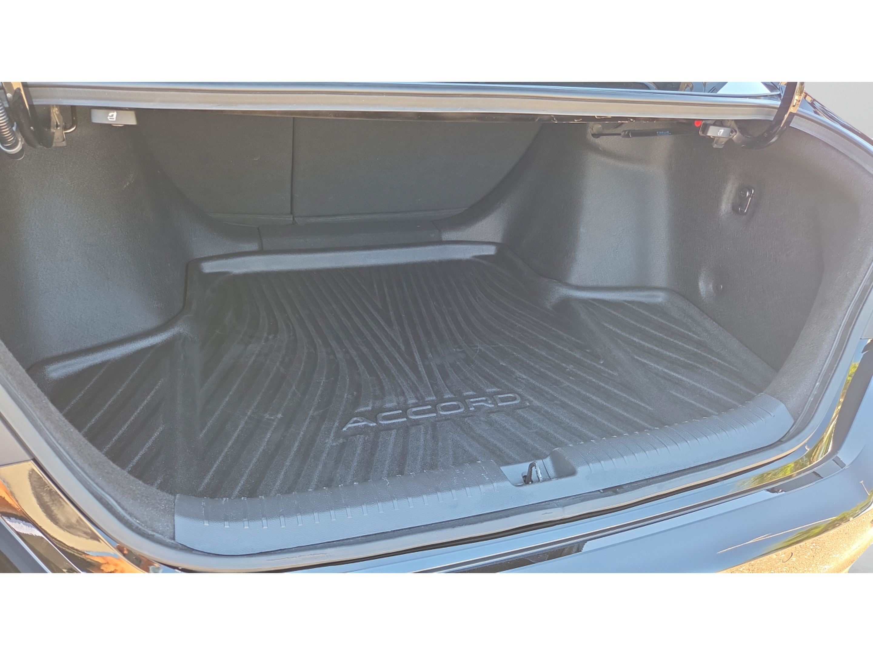 Certified 2024 Honda Accord EX-L image 13