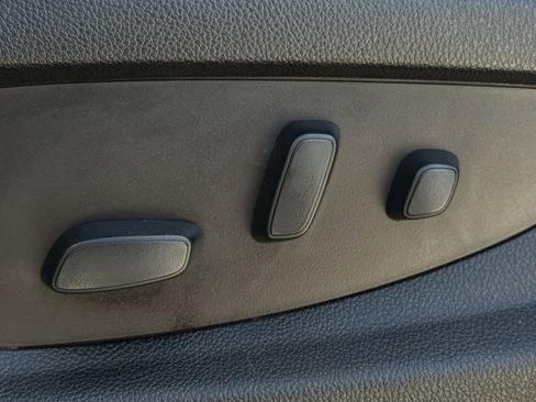 Used 2019 Chevrolet Tahoe Premier image 23