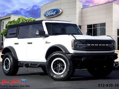 Certified 2022 Ford Bronco Badlands w/ Sasquatch Package