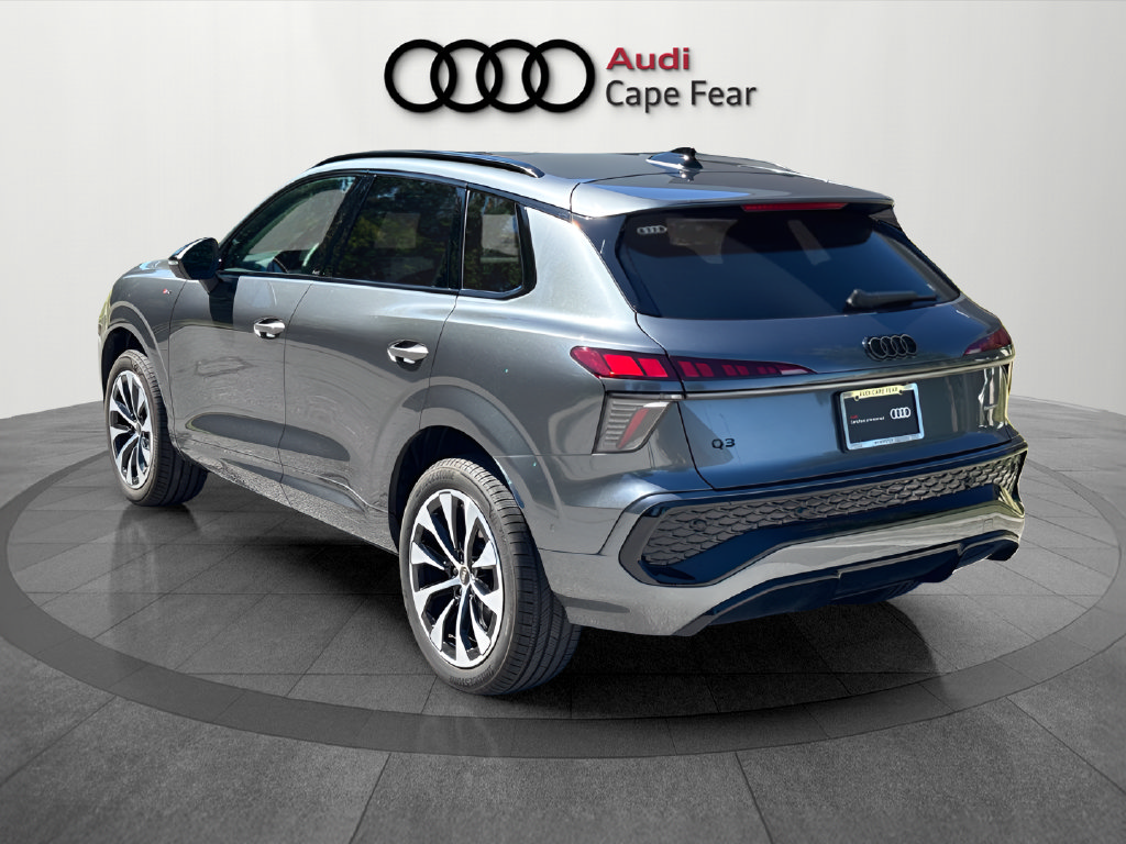 Used 2026 Audi Q3 quattro 2.0T w/ Driver Assistance Package AWD/4WD image 3
