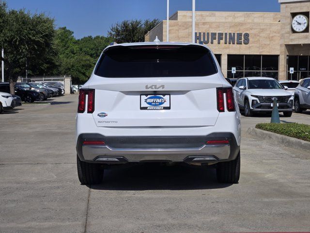 Certified 2025 Kia Sorento EX FWD image 7