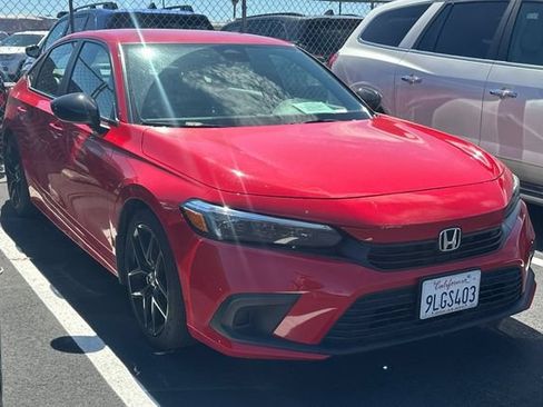 Used 2024 Honda Civic Sport image 2