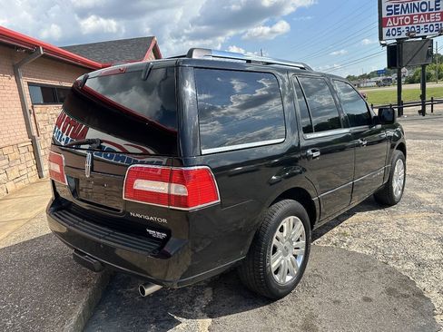 Used 2012 Lincoln Navigator 2WD image 9