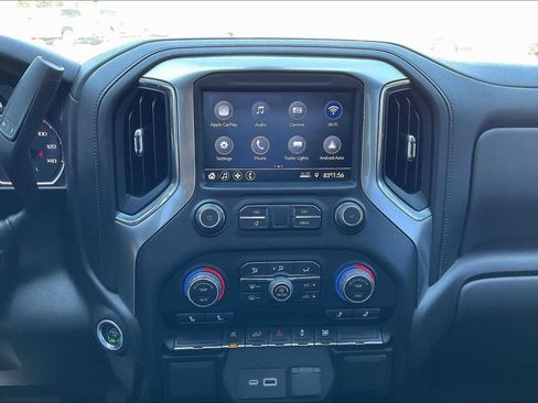 Used 2021 Chevrolet Silverado 1500 LT AWD/4WD image 21