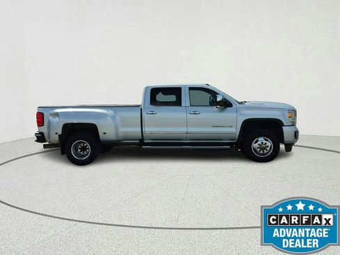 Used 2018 GMC Sierra 3500 Denali w/ Duramax Plus Package AWD/4WD image 6