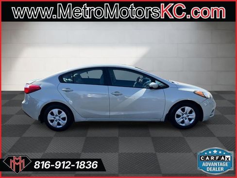 Used 2015 Kia Forte LX image 7