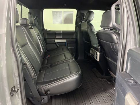 Used 2020 Ford F150 Lariat image 7