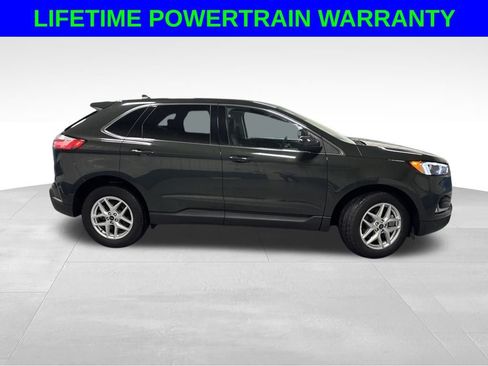 Used 2022 Ford Edge SEL w/ Convenience Package image 2