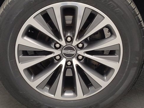 Used 2016 Lincoln Navigator Select image 31