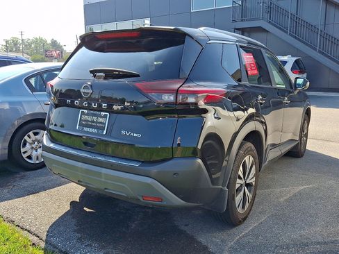 Certified 2023 Nissan Rogue SV w/ SV Premium B Package AWD/4WD image 4
