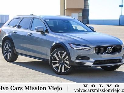New 2026 Volvo V90 B6 Cross Country Ultra w/ Climate Package