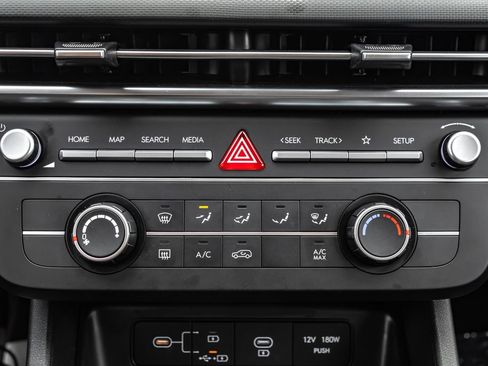 Certified 2025 Hyundai Tucson SE AWD/4WD image 19