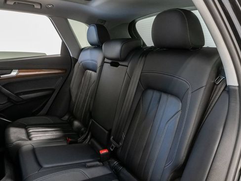 Used 2023 Audi Q5 2.0T Premium w/ Convenience Package AWD/4WD image 24